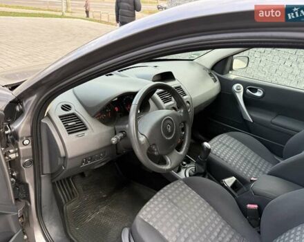 Серый Рено Меган, объемом двигателя 1.6 л и пробегом 195 тыс. км за 5750 $, фото 27 на Automoto.ua