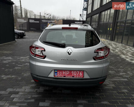 Сірий Рено Меган, об'ємом двигуна 1.6 л та пробігом 196 тис. км за 7850 $, фото 33 на Automoto.ua
