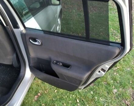 Серый Рено Меган, объемом двигателя 1.6 л и пробегом 178 тыс. км за 5900 $, фото 25 на Automoto.ua