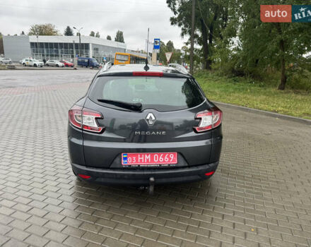 Серый Рено Меган, объемом двигателя 1.6 л и пробегом 231 тыс. км за 7800 $, фото 10 на Automoto.ua