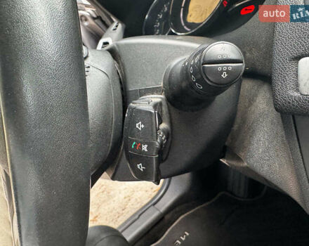 Рено Меган 2009 в Киеве на Automoto.ua Серый Рено Меган, объемом двигателя 1.4 л и пробегом 267 тыс. км за 5990 $, фото 17 на Automoto.ua