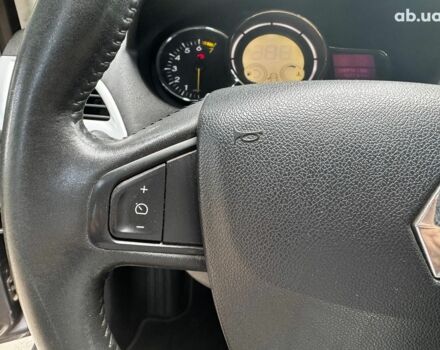 Рено Меган 2009 в Киеве на Automoto.ua Серый Рено Меган, объемом двигателя 1.4 л и пробегом 267 тыс. км за 5990 $, фото 15 на Automoto.ua