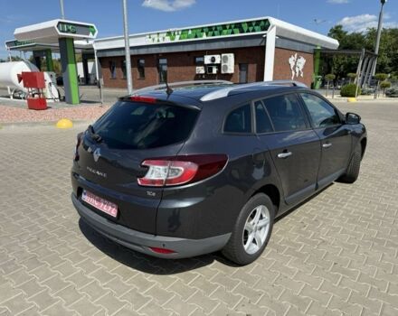 Серый Рено Меган, объемом двигателя 0 л и пробегом 143 тыс. км за 3999 $, фото 5 на Automoto.ua