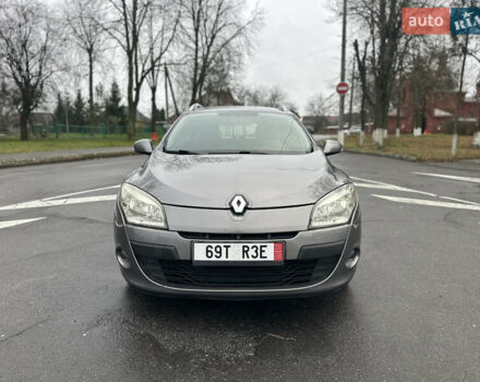 Сірий Рено Меган, об'ємом двигуна 1.6 л та пробігом 176 тис. км за 6450 $, фото 16 на Automoto.ua