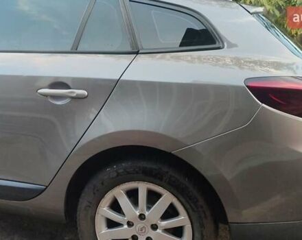 Рено Меган 2009 у Краснокутске на Automoto.ua Сірий Рено Меган, об'ємом двигуна 1.6 л та пробігом 236 тис. км за 7200 $, фото 1 на Automoto.ua