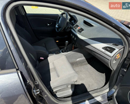 Серый Рено Меган, объемом двигателя 1.4 л и пробегом 143 тыс. км за 4999 $, фото 4 на Automoto.ua