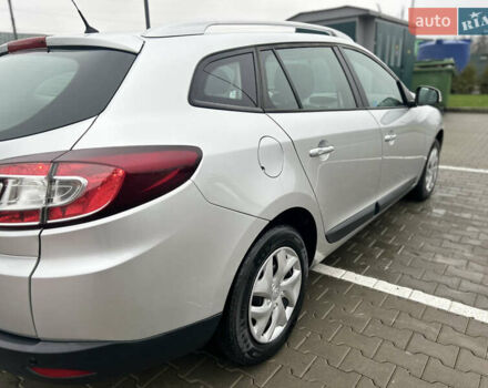 Сірий Рено Меган, об'ємом двигуна 1.6 л та пробігом 172 тис. км за 7450 $, фото 52 на Automoto.ua