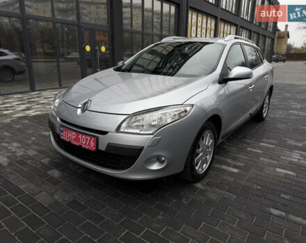 Сірий Рено Меган, об'ємом двигуна 1.6 л та пробігом 196 тис. км за 7850 $, фото 7 на Automoto.ua