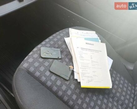 Серый Рено Меган, объемом двигателя 1.6 л и пробегом 190 тыс. км за 5800 $, фото 35 на Automoto.ua