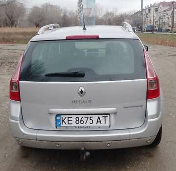 Серый Рено Меган, объемом двигателя 1.46 л и пробегом 295 тыс. км за 5100 $, фото 4 на Automoto.ua