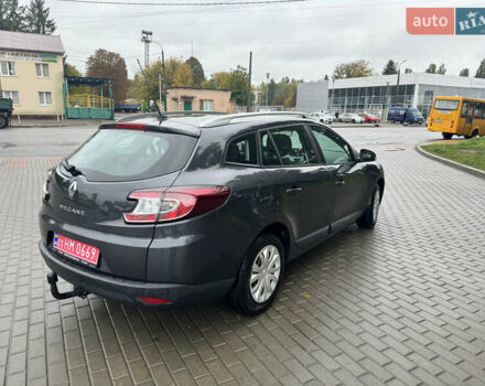 Серый Рено Меган, объемом двигателя 1.6 л и пробегом 231 тыс. км за 7800 $, фото 13 на Automoto.ua