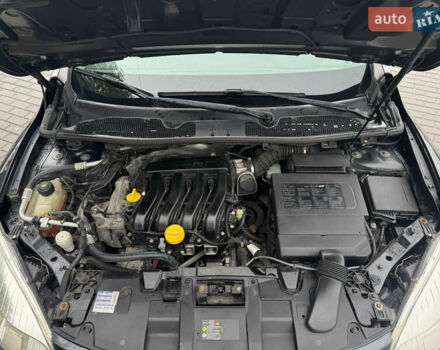 Серый Рено Меган, объемом двигателя 1.6 л и пробегом 231 тыс. км за 7800 $, фото 52 на Automoto.ua