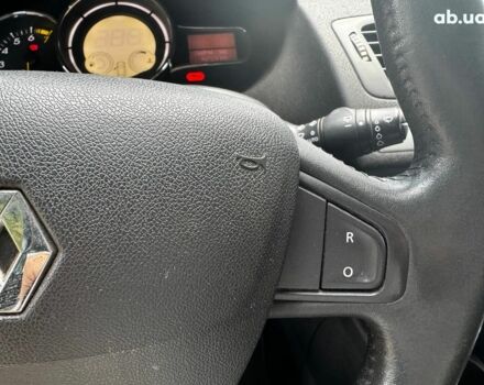 Рено Меган 2009 в Киеве на Automoto.ua Серый Рено Меган, объемом двигателя 1.4 л и пробегом 267 тыс. км за 5990 $, фото 16 на Automoto.ua