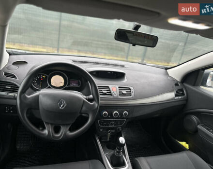 Сірий Рено Меган, об'ємом двигуна 1.6 л та пробігом 172 тис. км за 7450 $, фото 89 на Automoto.ua