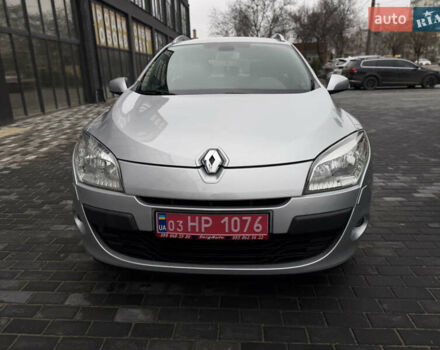 Сірий Рено Меган, об'ємом двигуна 1.6 л та пробігом 196 тис. км за 7850 $, фото 3 на Automoto.ua
