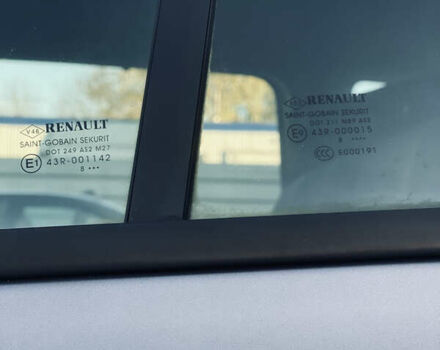 Серый Рено Меган, объемом двигателя 1.46 л и пробегом 213 тыс. км за 5699 $, фото 8 на Automoto.ua