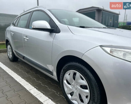 Сірий Рено Меган, об'ємом двигуна 1.6 л та пробігом 172 тис. км за 7450 $, фото 75 на Automoto.ua