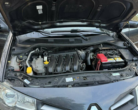 Серый Рено Меган, объемом двигателя 1.6 л и пробегом 204 тыс. км за 6900 $, фото 21 на Automoto.ua