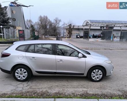 Сірий Рено Меган, об'ємом двигуна 1.46 л та пробігом 325 тис. км за 6700 $, фото 3 на Automoto.ua