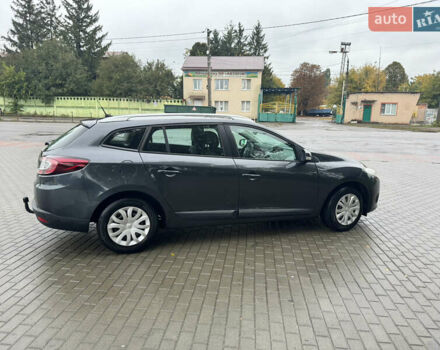 Серый Рено Меган, объемом двигателя 1.6 л и пробегом 231 тыс. км за 7800 $, фото 16 на Automoto.ua