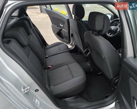 Сірий Рено Меган, об'ємом двигуна 1.46 л та пробігом 325 тис. км за 6700 $, фото 30 на Automoto.ua