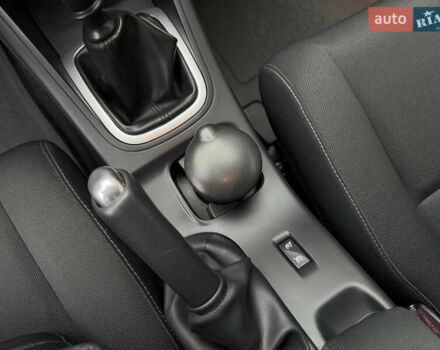 Сірий Рено Меган, об'ємом двигуна 1.6 л та пробігом 196 тис. км за 7850 $, фото 97 на Automoto.ua