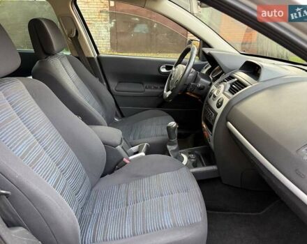 Серый Рено Меган, объемом двигателя 1.6 л и пробегом 186 тыс. км за 5800 $, фото 11 на Automoto.ua