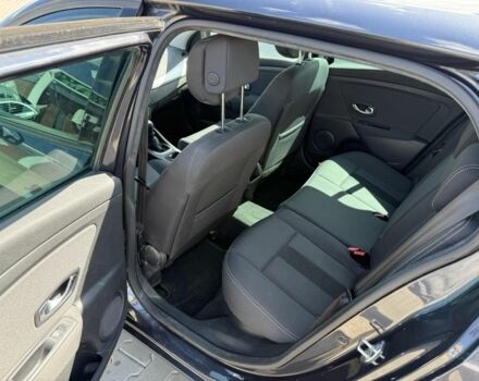 Серый Рено Меган, объемом двигателя 0 л и пробегом 143 тыс. км за 3999 $, фото 18 на Automoto.ua