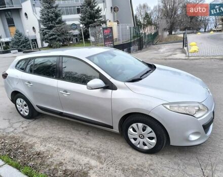 Сірий Рено Меган, об'ємом двигуна 1.46 л та пробігом 325 тис. км за 6700 $, фото 32 на Automoto.ua