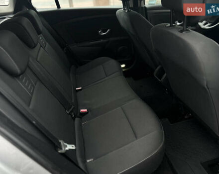 Сірий Рено Меган, об'ємом двигуна 1.6 л та пробігом 172 тис. км за 7450 $, фото 84 на Automoto.ua