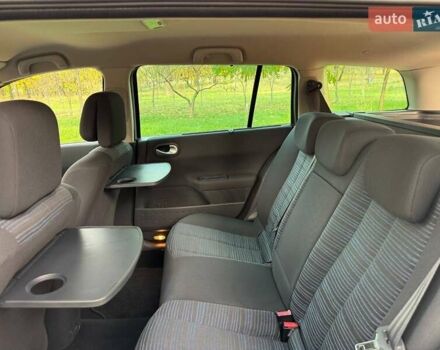 Серый Рено Меган, объемом двигателя 1.6 л и пробегом 186 тыс. км за 5800 $, фото 10 на Automoto.ua