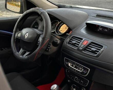 Серый Рено Меган, объемом двигателя 1.5 л и пробегом 275 тыс. км за 5350 $, фото 16 на Automoto.ua