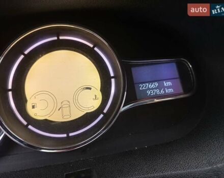 Сірий Рено Меган, об'ємом двигуна 1.6 л та пробігом 227 тис. км за 6500 $, фото 8 на Automoto.ua