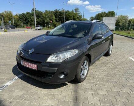 Серый Рено Меган, объемом двигателя 0 л и пробегом 143 тыс. км за 3999 $, фото 8 на Automoto.ua