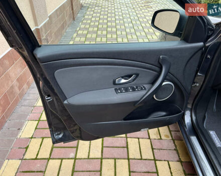 Сірий Рено Меган, об'ємом двигуна 1.6 л та пробігом 210 тис. км за 7250 $, фото 17 на Automoto.ua