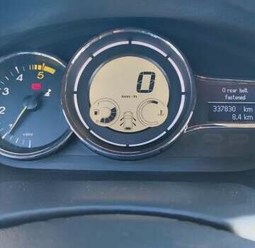 Сірий Рено Меган, об'ємом двигуна 1.5 л та пробігом 337 тис. км за 5600 $, фото 8 на Automoto.ua