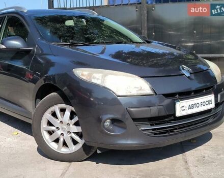 Сірий Рено Меган, об'ємом двигуна 2 л та пробігом 243 тис. км за 6890 $, фото 3 на Automoto.ua