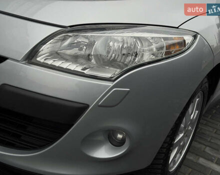 Сірий Рено Меган, об'ємом двигуна 1.6 л та пробігом 196 тис. км за 7850 $, фото 64 на Automoto.ua