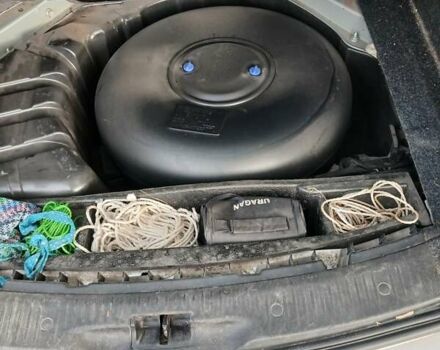 Серый Рено Меган, объемом двигателя 1.6 л и пробегом 199 тыс. км за 4900 $, фото 7 на Automoto.ua