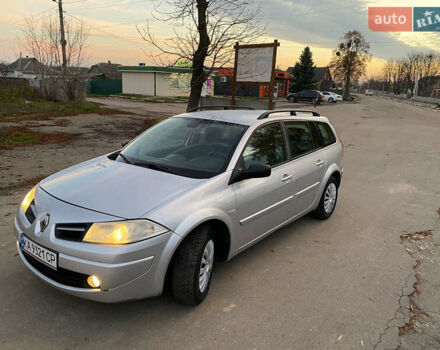 Сірий Рено Меган, об'ємом двигуна 1.6 л та пробігом 260 тис. км за 3600 $, фото 12 на Automoto.ua