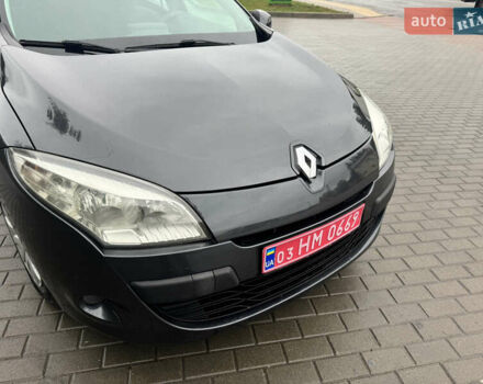 Серый Рено Меган, объемом двигателя 1.6 л и пробегом 231 тыс. км за 7800 $, фото 26 на Automoto.ua