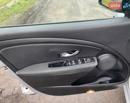 Серый Рено Меган, объемом двигателя 1.6 л и пробегом 206 тыс. км за 6850 $, фото 31 на Automoto.ua