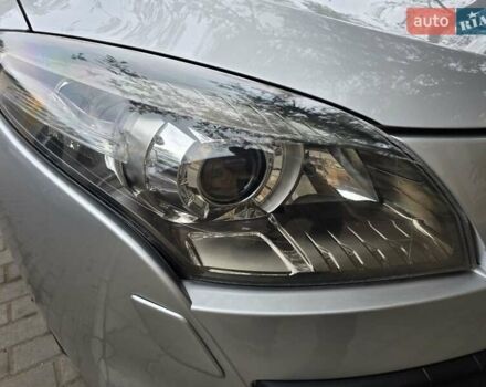 Рено Меган 2009 в Славянске на Automoto.ua Серый Рено Меган, объемом двигателя 1.4 л и пробегом 200 тыс. км за 7300 $, фото 2 на Automoto.ua