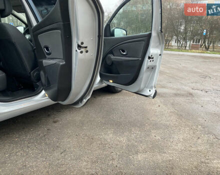 Серый Рено Меган, объемом двигателя 1.6 л и пробегом 206 тыс. км за 6850 $, фото 25 на Automoto.ua