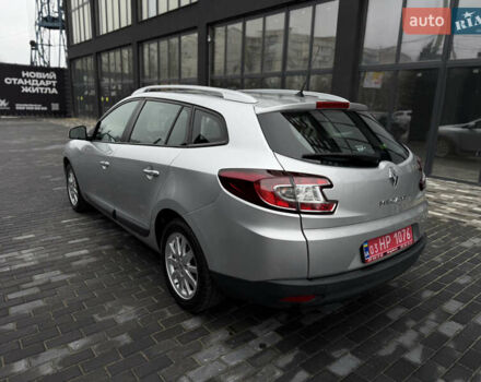 Сірий Рено Меган, об'ємом двигуна 1.6 л та пробігом 196 тис. км за 7850 $, фото 28 на Automoto.ua
