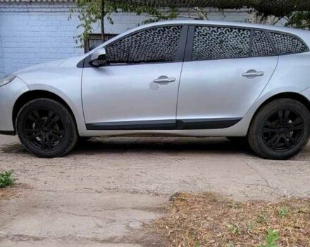 Серый Рено Меган, объемом двигателя 1.5 л и пробегом 300 тыс. км за 3500 $, фото 4 на Automoto.ua