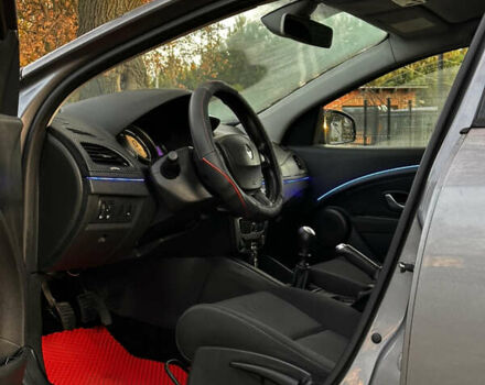 Рено Меган 2009 в Луцке на Automoto.ua Серый Рено Меган, объемом двигателя 1.5 л и пробегом 275 тыс. км за 5150 $, фото 21 на Automoto.ua
