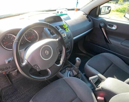 Рено Меган 2009 у Вінниці на Automoto.ua Сірий Рено Меган, об'ємом двигуна 1.6 л та пробігом 212 тис. км за 5490 $, фото 22 на Automoto.ua
