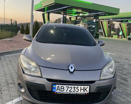 Рено Меган 2009 в Виннице на Automoto.ua Серый Рено Меган, объемом двигателя 1.46 л и пробегом 292 тыс. км за 6900 $, фото 14 на Automoto.ua