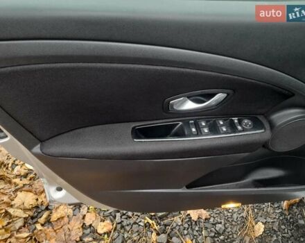 Серый Рено Меган, объемом двигателя 1.6 л и пробегом 270 тыс. км за 6600 $, фото 4 на Automoto.ua